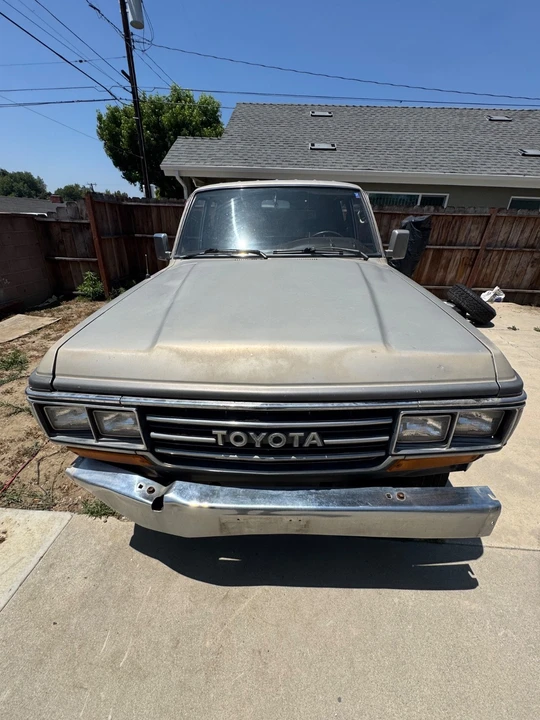 1989 Toyota J60 Land Cruiser - Image 2 of 23