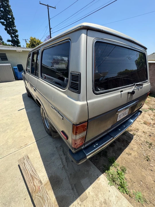 1989 Toyota J60 Land Cruiser - Image 4 of 23