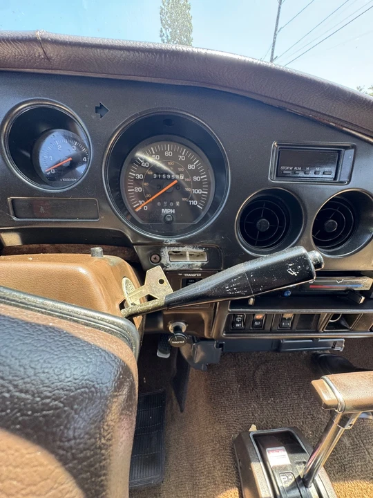1989 Toyota J60 Land Cruiser - Image 15 of 23