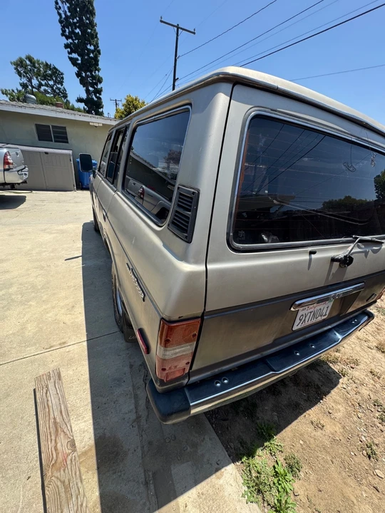 1989 Toyota J60 Land Cruiser - Image 5 of 23
