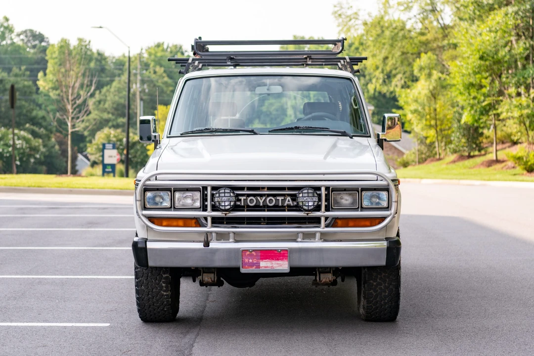1989 Toyota J60 Land Cruiser - Image 8 of 31