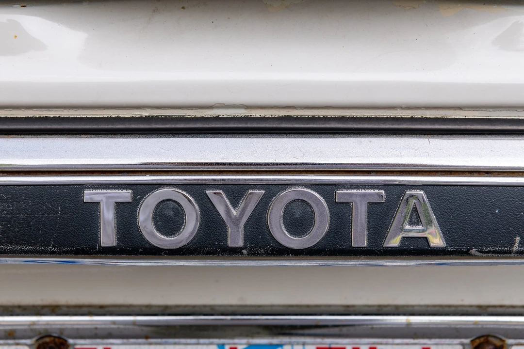1989 Toyota J60 Land Cruiser - Image 23 of 31