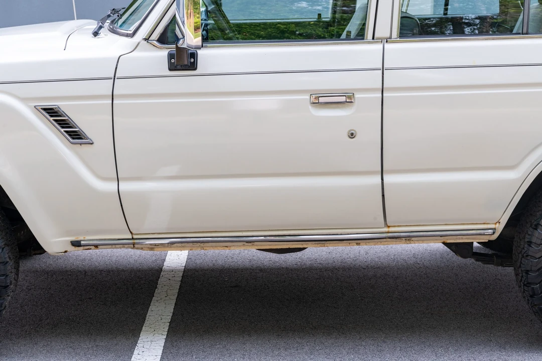 1989 Toyota J60 Land Cruiser - Image 11 of 31