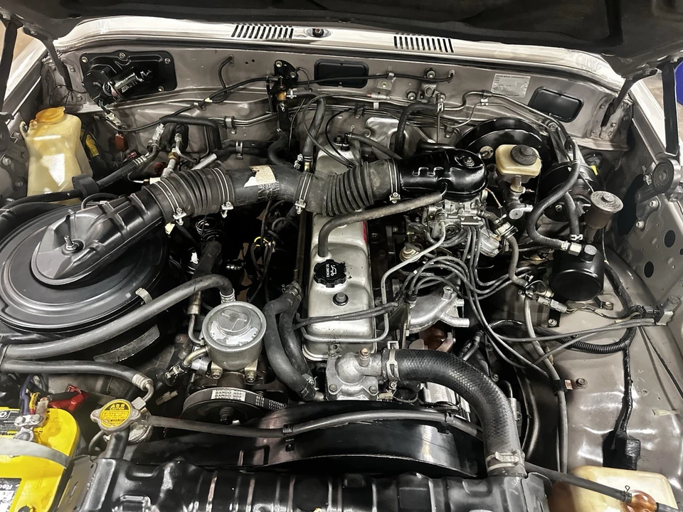 1989 Toyota J60 Land Cruiser - Image 12 of 31