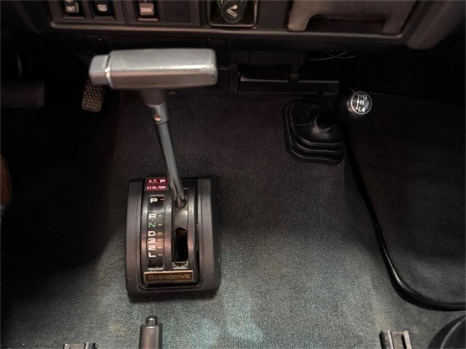 1989 Toyota J60 Land Cruiser - Image 30 of 31