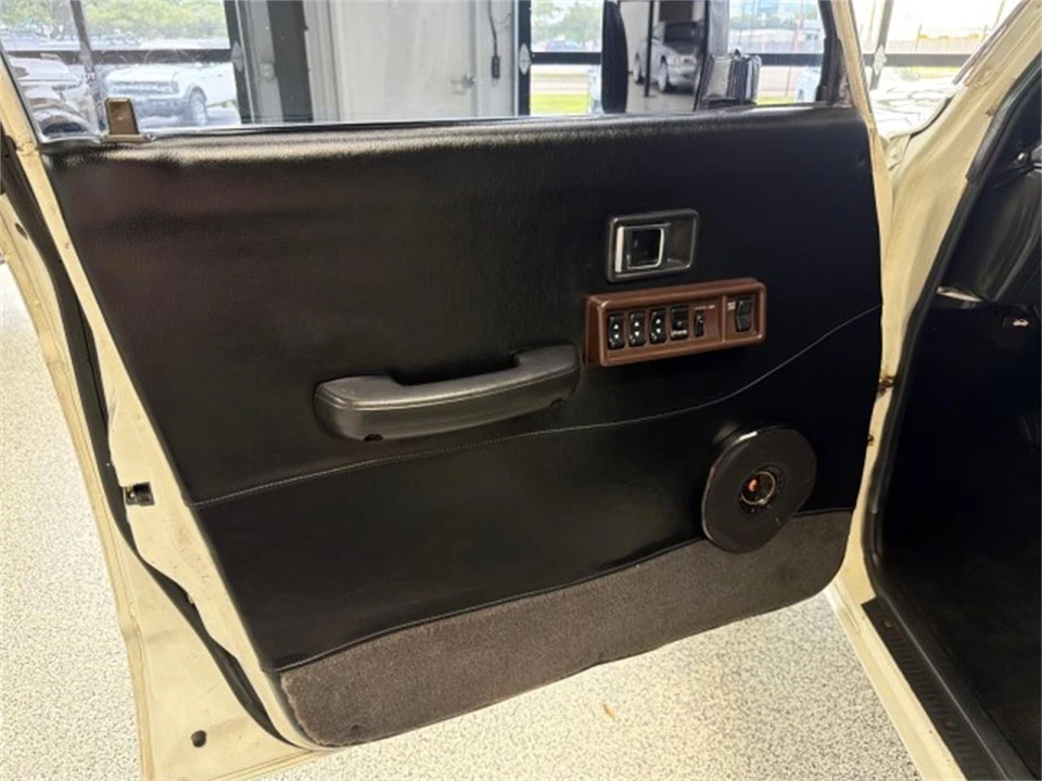 1989 Toyota J60 Land Cruiser - Image 7 of 31