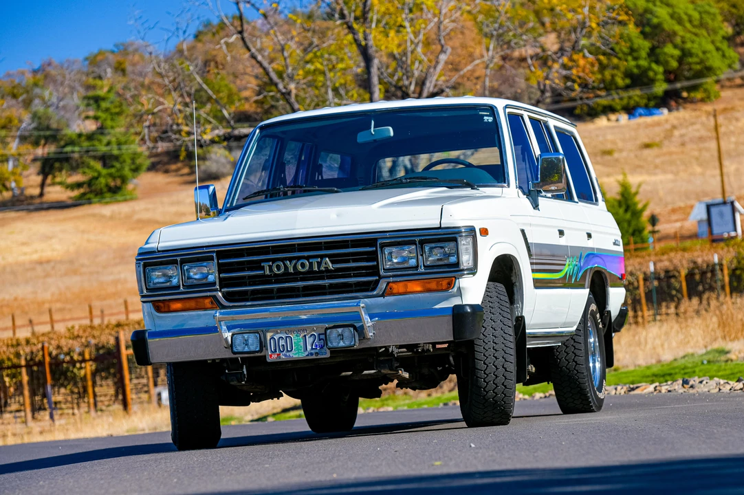 1989 Toyota J60 Land Cruiser - Image 2 of 31