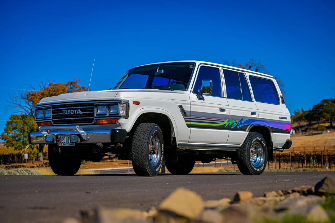 1989 Toyota J60 Land Cruiser - Image 10 of 31