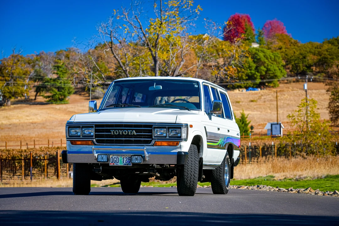1989 Toyota J60 Land Cruiser - Image 8 of 31
