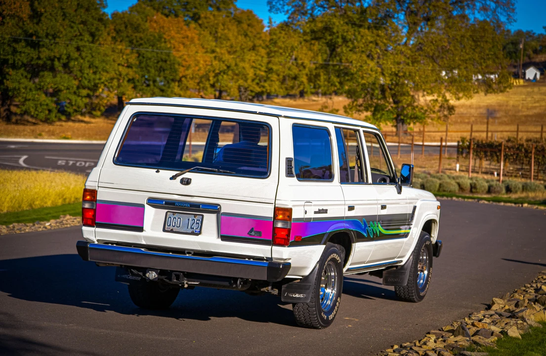 1989 Toyota J60 Land Cruiser - Image 5 of 31