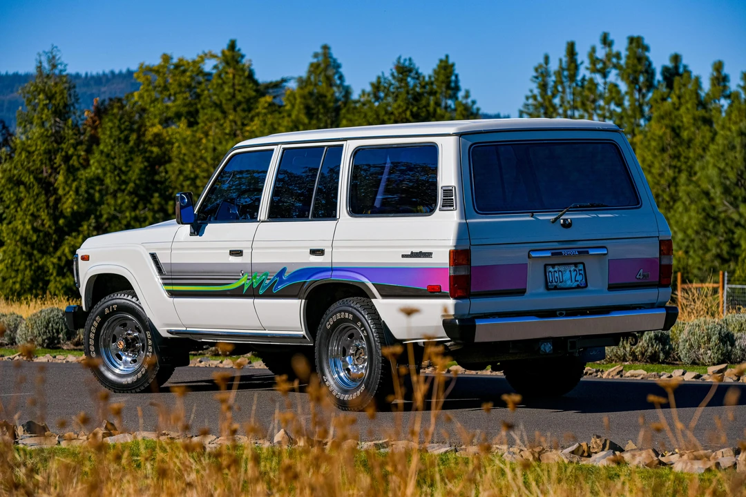 1989 Toyota J60 Land Cruiser - Image 16 of 31