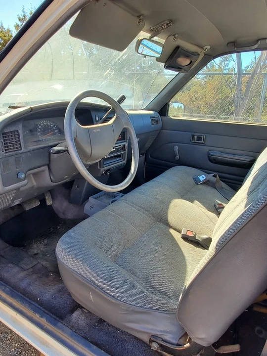 1989 Toyota Hilux 4th Gen - Image 5 of 6