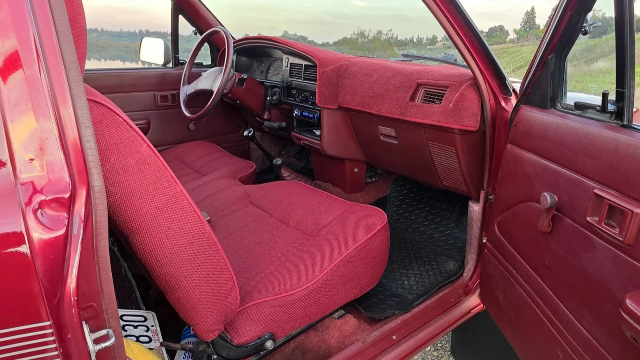 1989 Toyota Hilux 5th Gen - Image 5 of 10