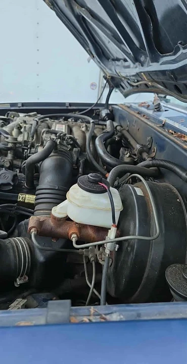 1989 Toyota Hilux 5th Gen - Image 3 of 3