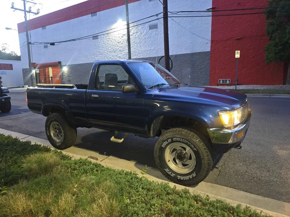 1989 Toyota Dolphin - Image 10 of 13