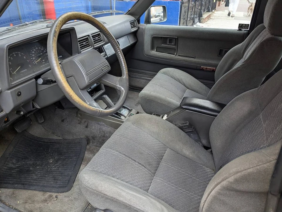 1989 Toyota 4Runner 1st Gen - Image 6 of 12