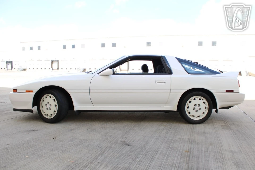 1989 Toyota Supra 3rd Gen - Image 5 of 12