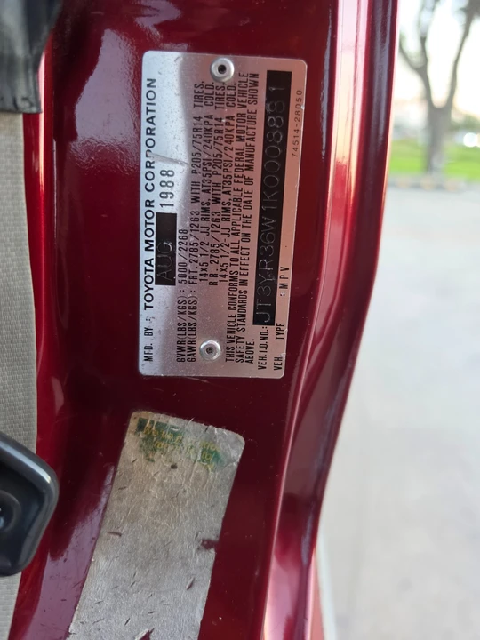 1989 Toyota Previa/Estima - Image 3 of 31