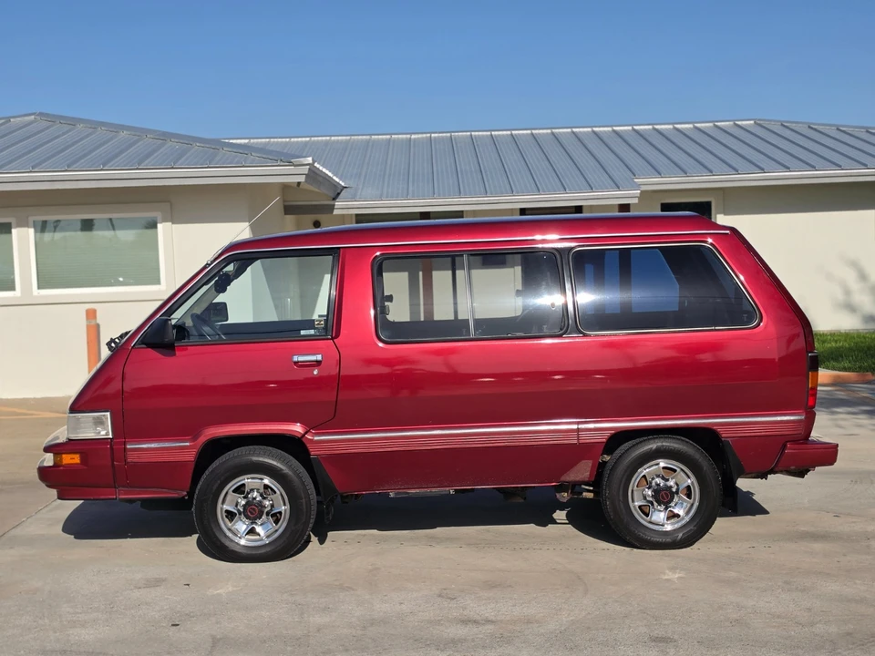 1989 Toyota Previa/Estima - Image 10 of 31
