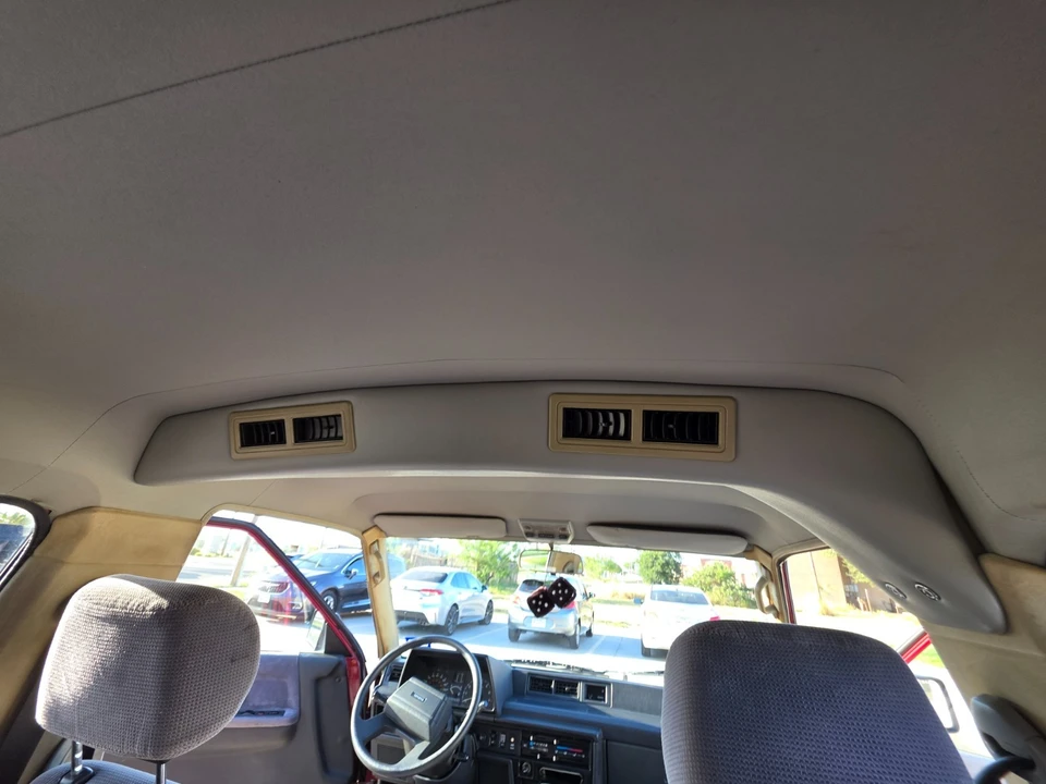 1989 Toyota Previa/Estima - Image 21 of 31