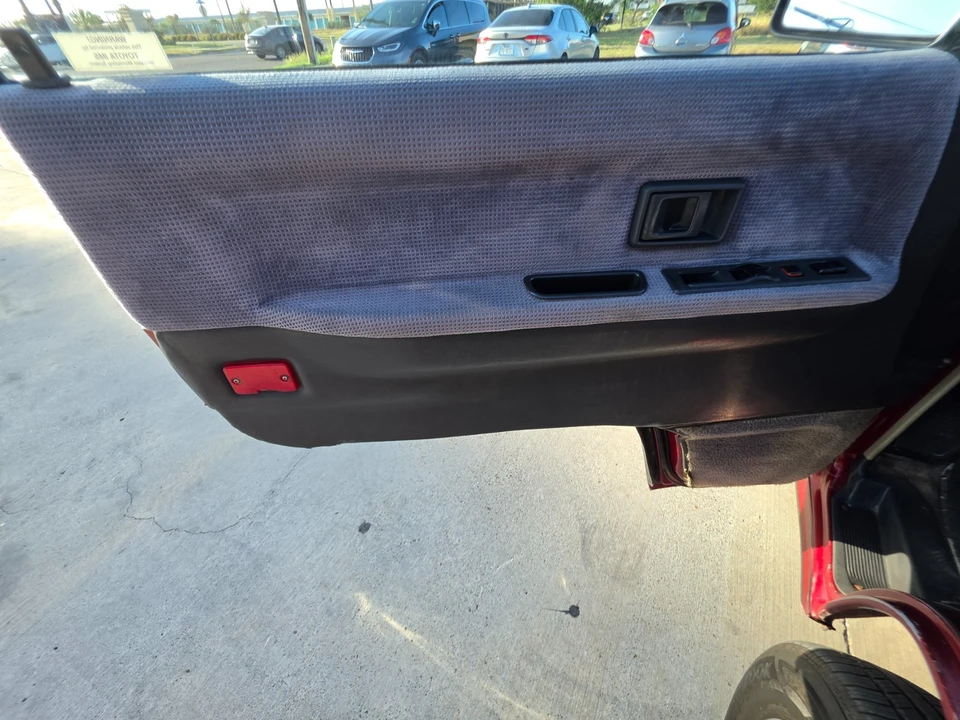 1989 Toyota Previa/Estima - Image 27 of 31