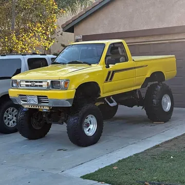 1989 Toyota Tacoma Pickup