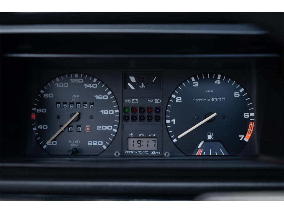 1989 Volkswagen GTI Mk2 - Image 8 of 11