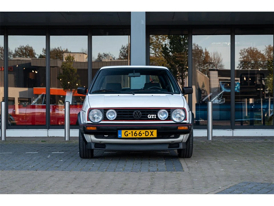 1989 Volkswagen GTI Mk2 - Image 2 of 11