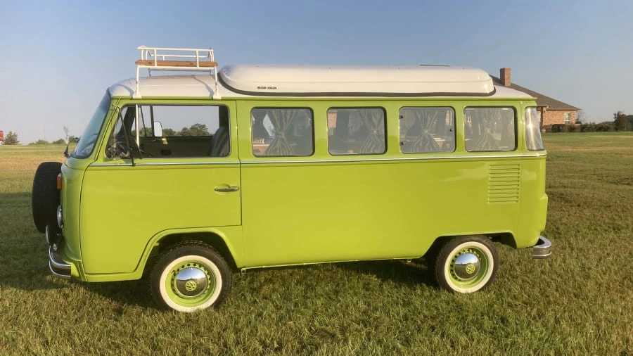1989 Volkswagen Bay-Window Bus - Image 2 of 11