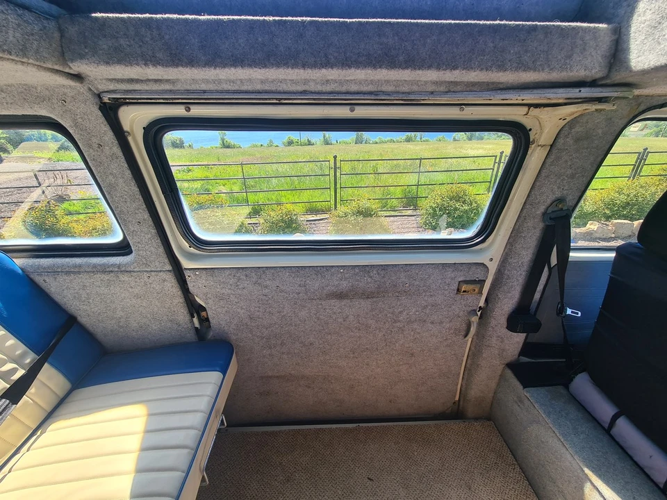 1989 Volkswagen Vanagon - Image 26 of 30