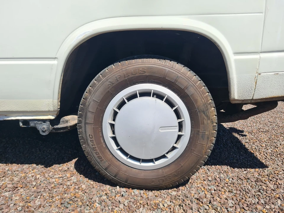 1989 Volkswagen Vanagon - Image 9 of 30