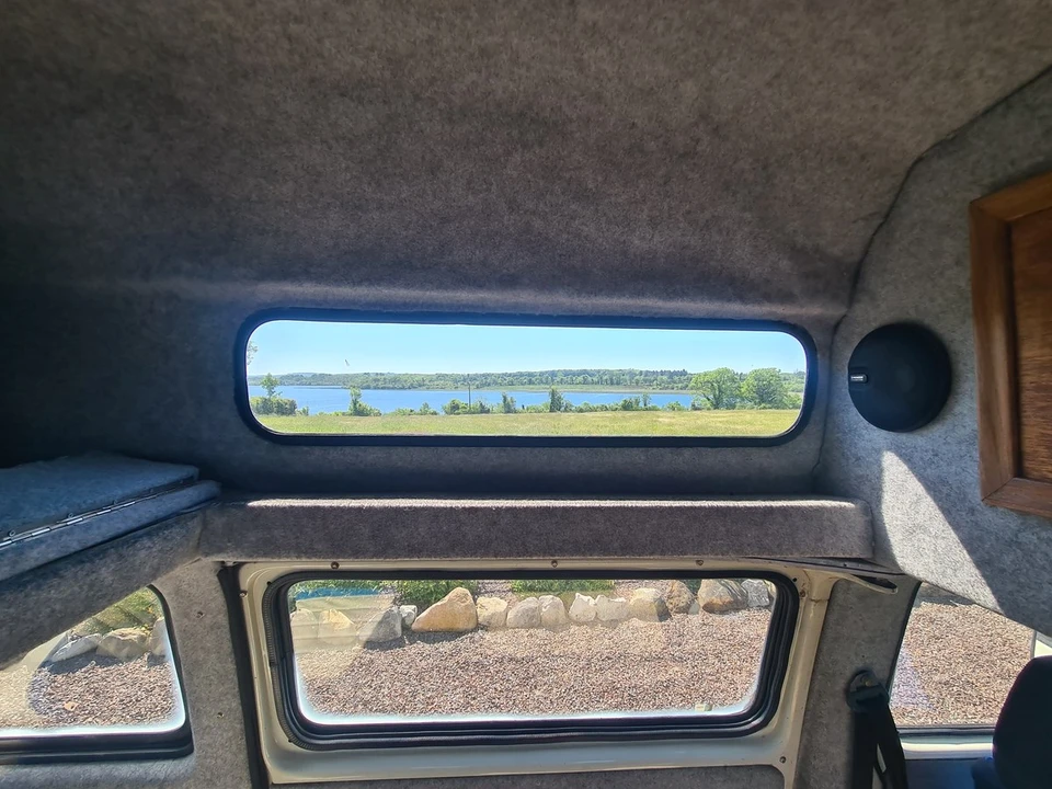 1989 Volkswagen Vanagon - Image 27 of 30