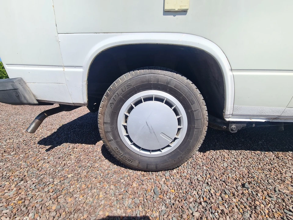 1989 Volkswagen Vanagon - Image 12 of 30