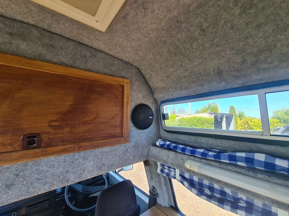 1989 Volkswagen Vanagon - Image 24 of 30