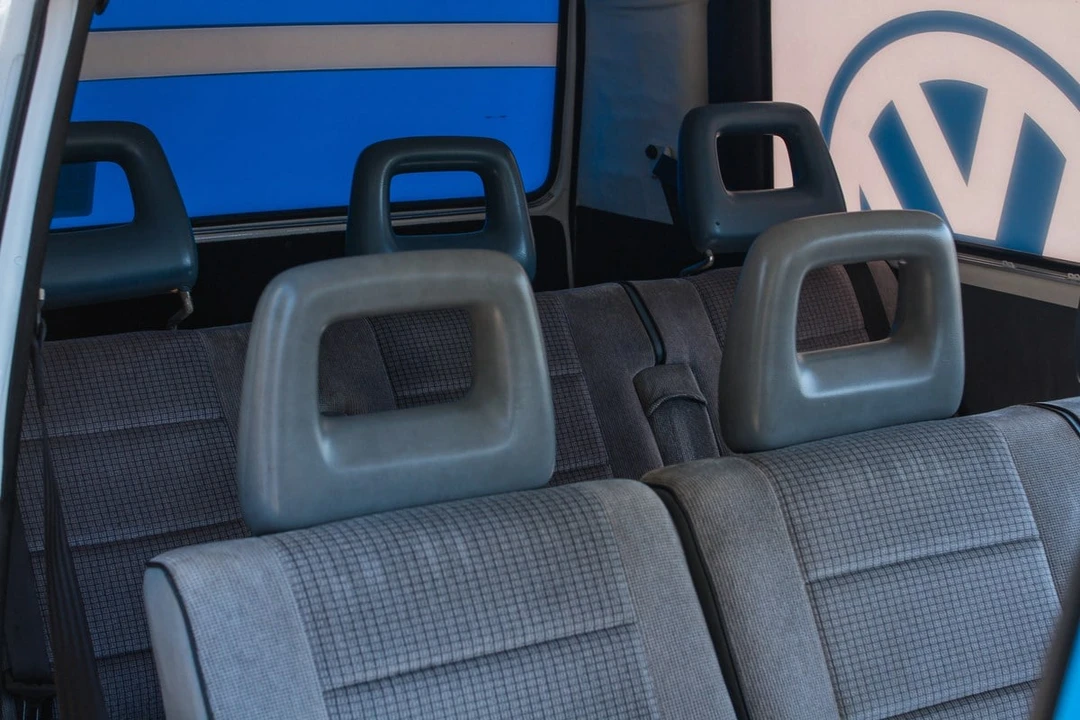 1989 Volkswagen Vanagon - Image 14 of 31