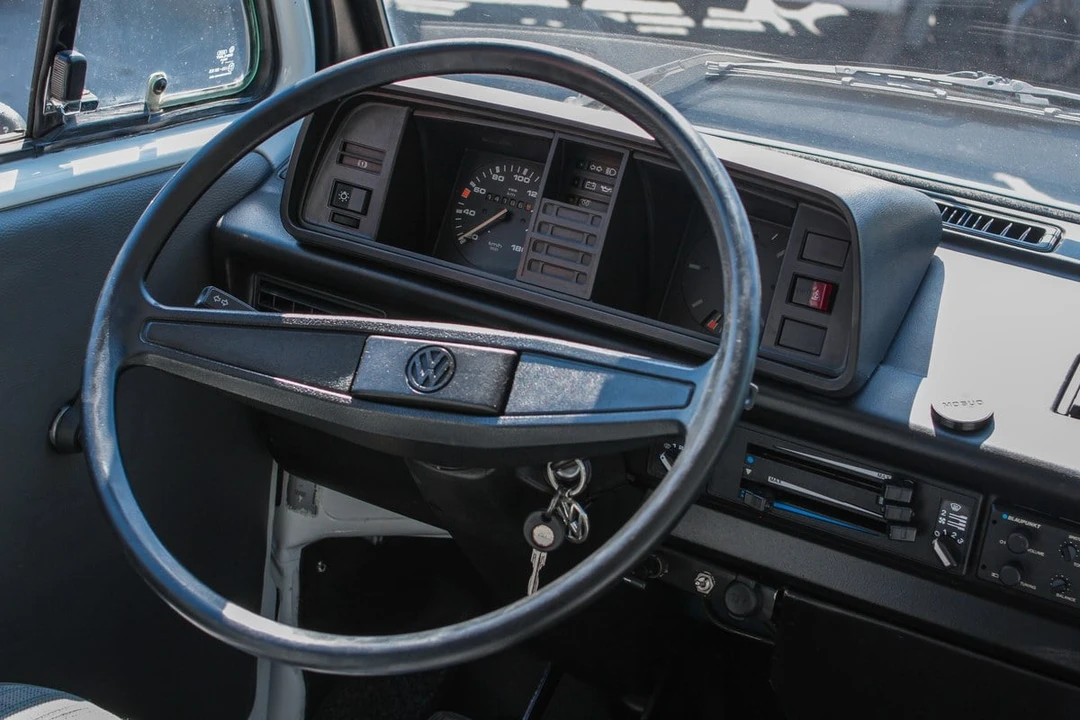 1989 Volkswagen Vanagon - Image 11 of 31