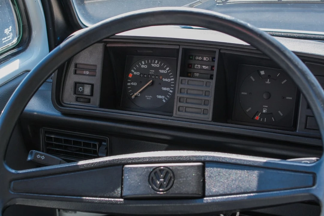 1989 Volkswagen Vanagon - Image 20 of 31