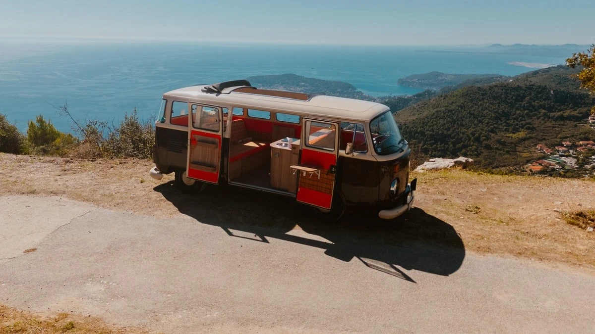 1989 Volkswagen Vanagon - Image 28 of 30