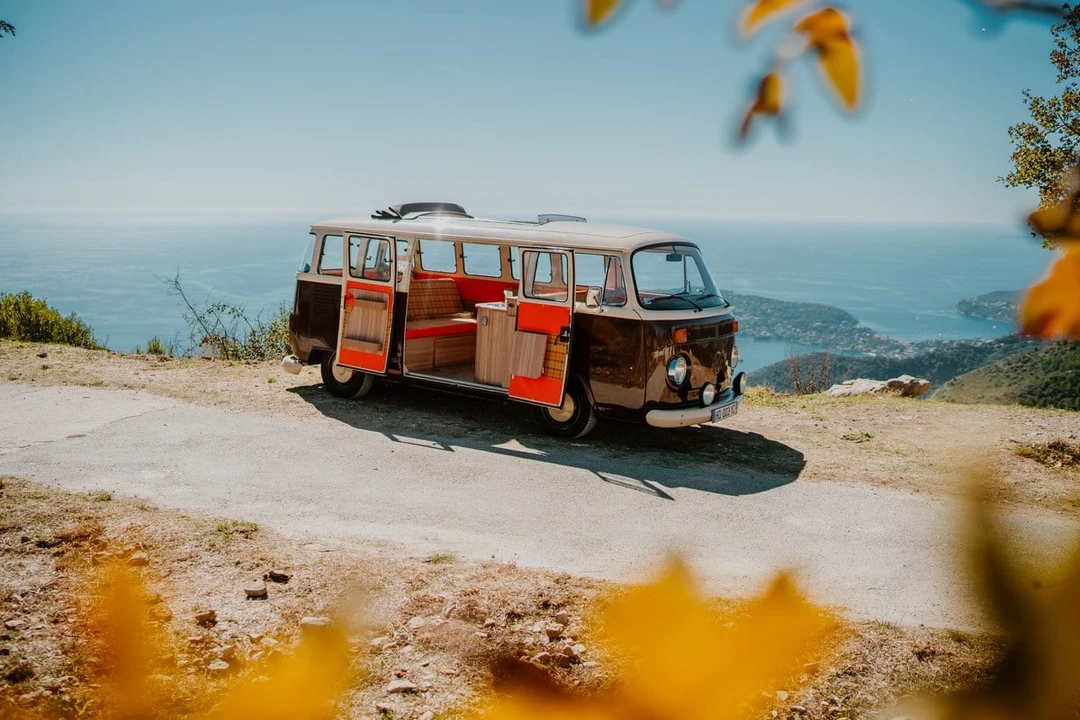 1989 Volkswagen Vanagon - Image 10 of 30