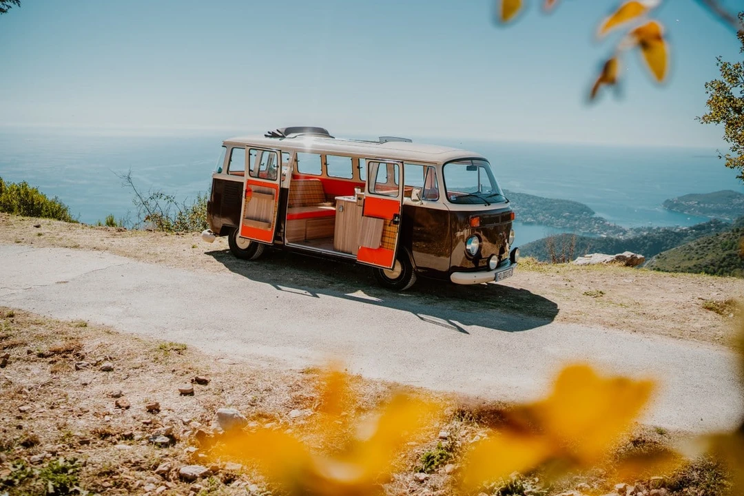 1989 Volkswagen Vanagon - Image 7 of 30