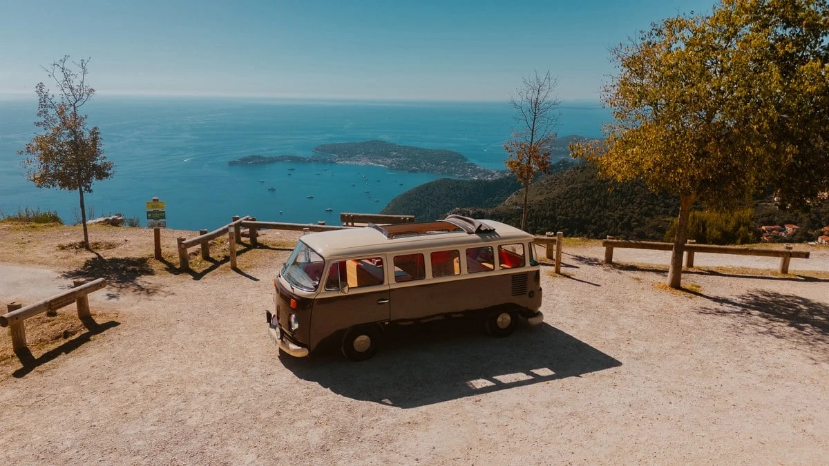 1989 Volkswagen Vanagon - Image 15 of 30