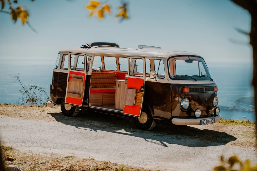 1989 Volkswagen Vanagon - Image 13 of 30