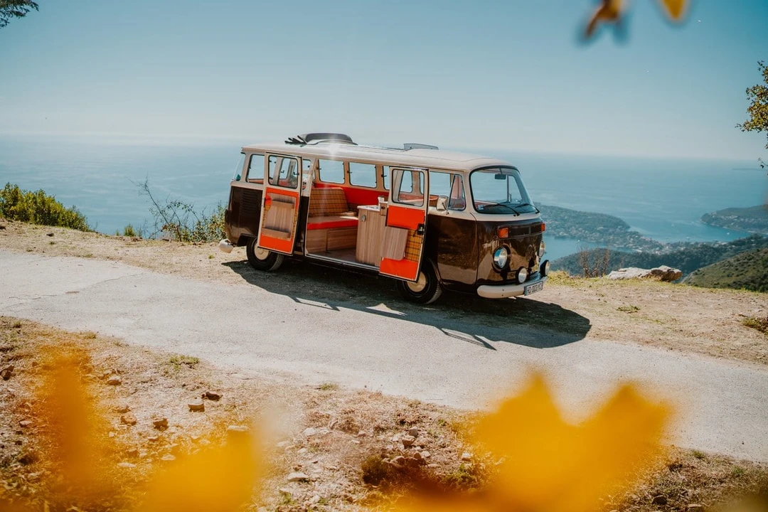 1989 Volkswagen Vanagon - Image 8 of 30