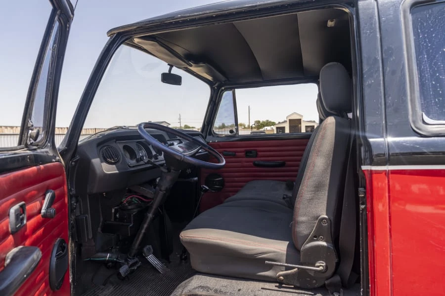 1989 Volkswagen Bay-Window Bus - Image 14 of 19