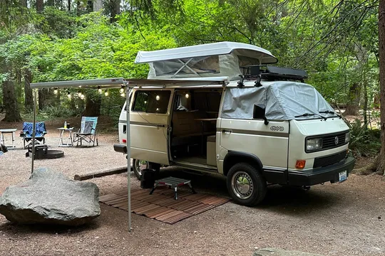 1989 Volkswagen Vanagon GL Syncro Camper 4-Speed