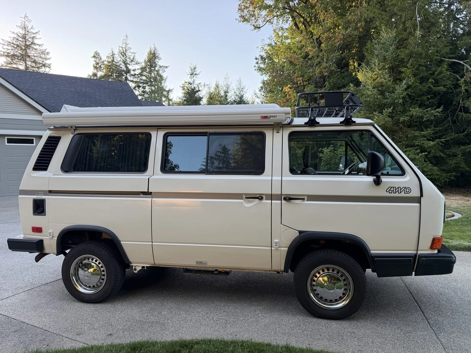 1989 Volkswagen Vanagon - Image 11 of 31