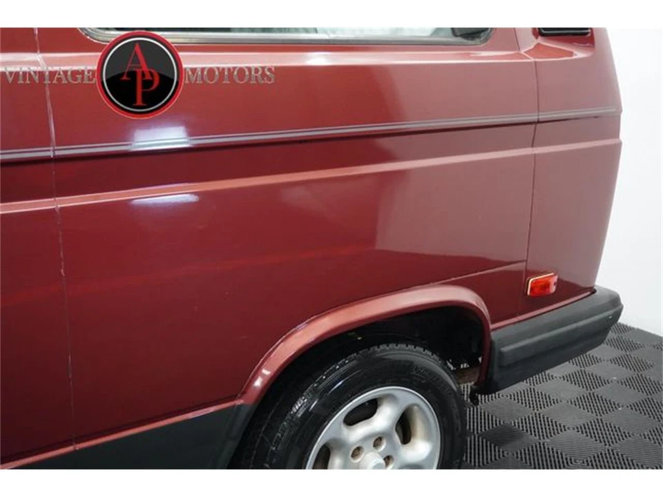 1989 Volkswagen Vanagon - Image 11 of 31