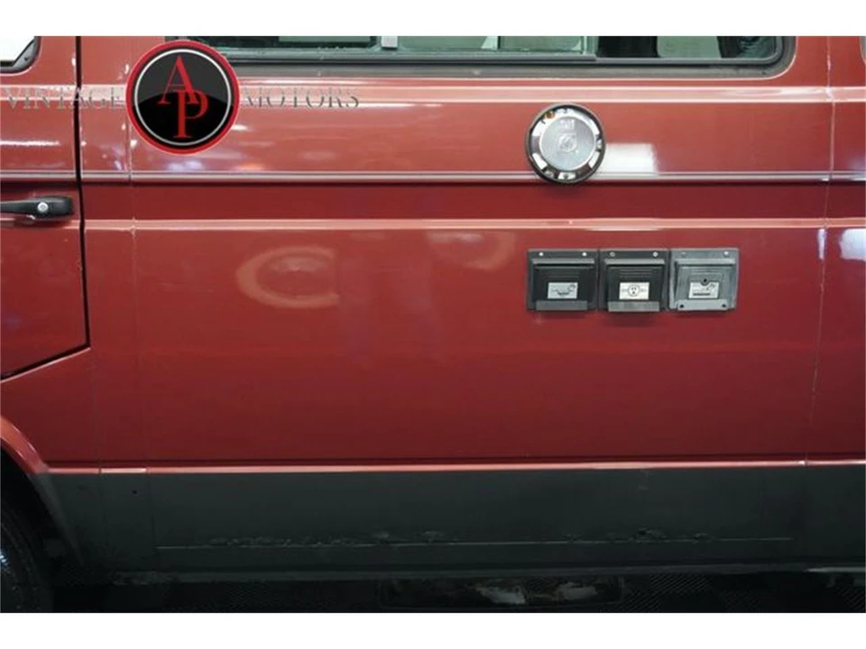 1989 Volkswagen Vanagon - Image 13 of 31