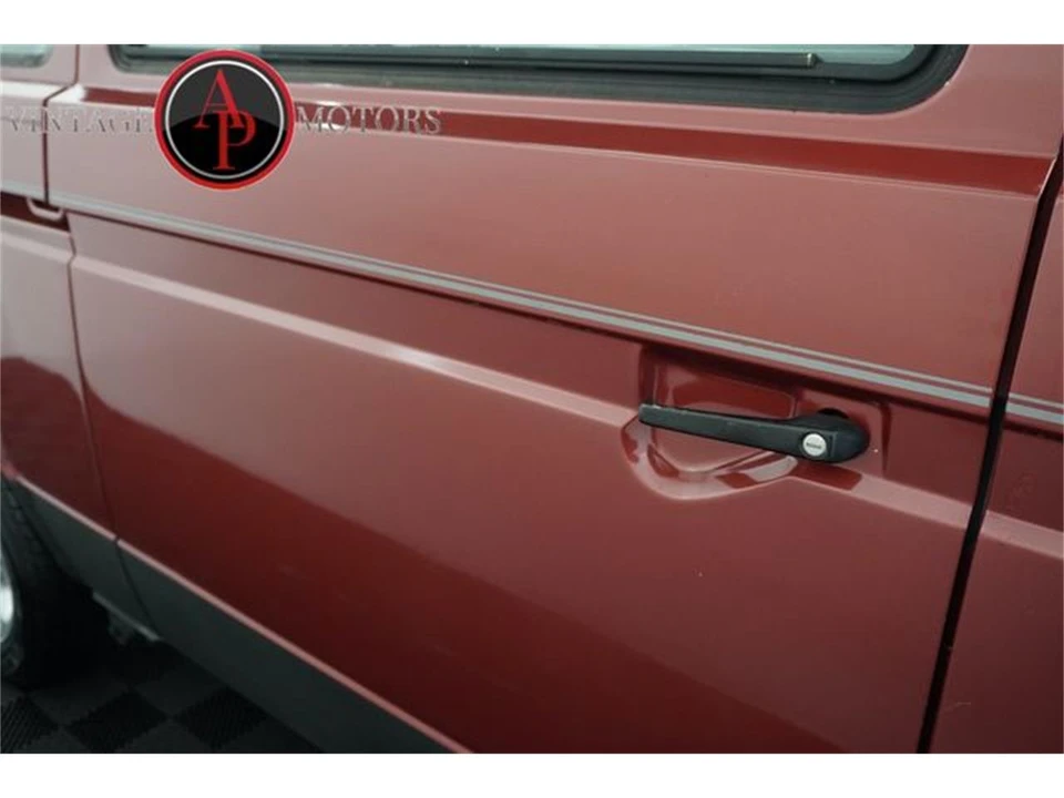 1989 Volkswagen Vanagon - Image 18 of 31