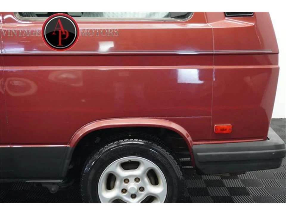 1989 Volkswagen Vanagon - Image 14 of 31